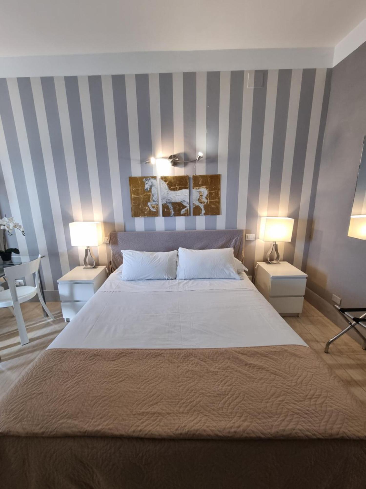 B&B Pescara Centro Luxury Suite ภายนอก รูปภาพ