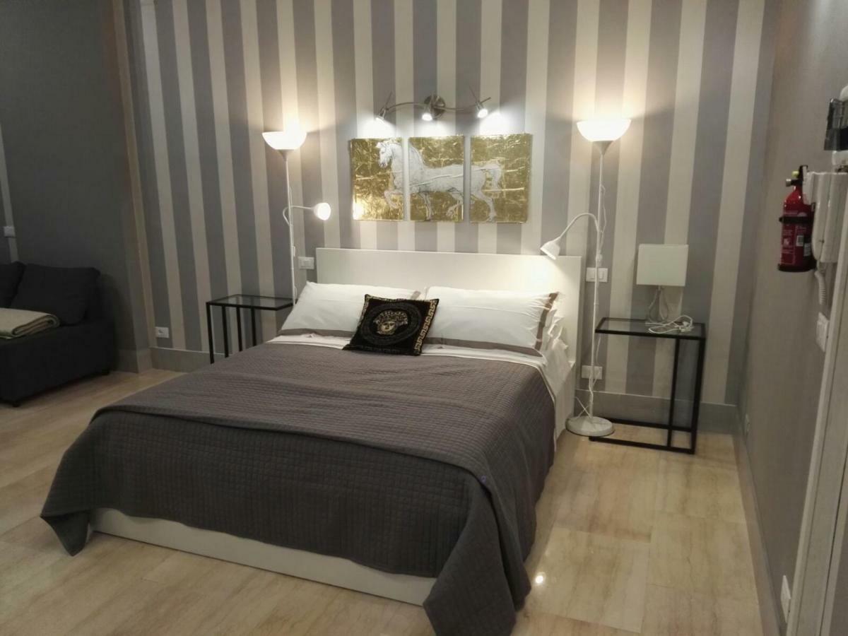 B&B Pescara Centro Luxury Suite ภายนอก รูปภาพ